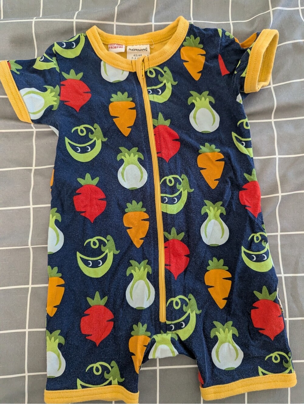 Maxomorra vegetables short romper